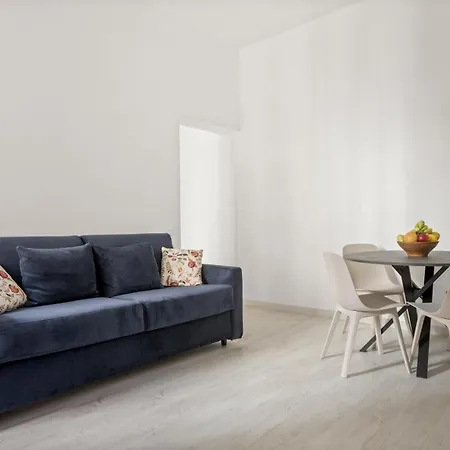 Visconti58 Boutique House - Modern With Balcony * Roma